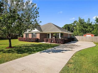 10855 Brighton Dr W, Chunchula, AL 36521