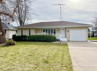 11 Reids Dr, Waupun, WI 53963