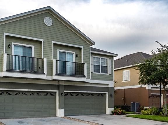 3rd image of 2059 Estancia Cir