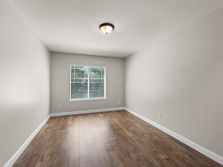 3741 Florentine Dr — Photo 23