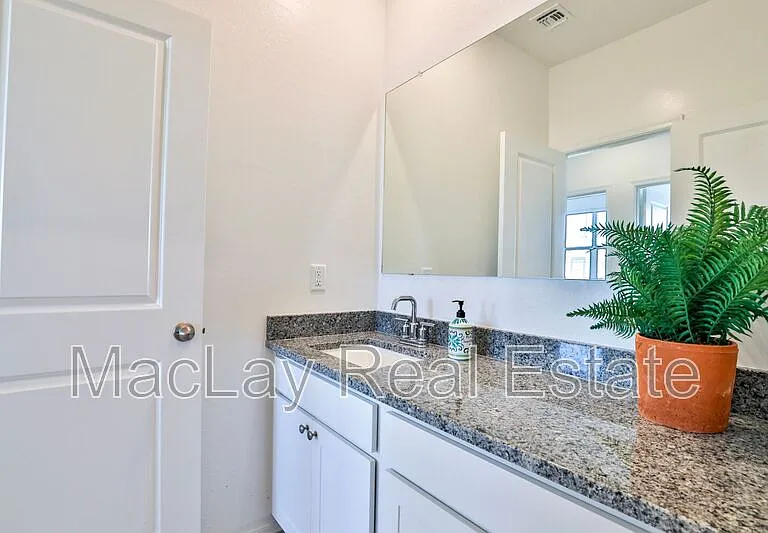 1133 W Descanso Canyon Dr — Photo 21