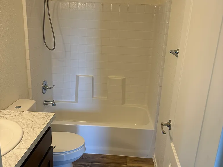 129 Cypress Ct — Photo 7