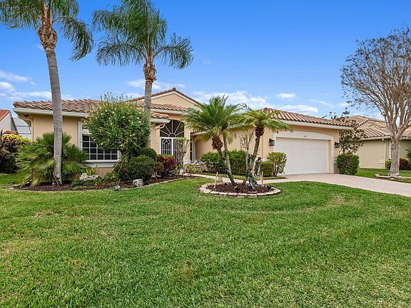 2nd image of 8967 Diamonte Drive