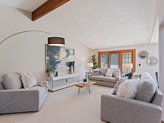 3rd image of 4206 S Sunderland Dr