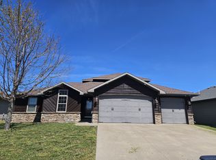 4375 W Nicholas St, Springfield, MO 65802