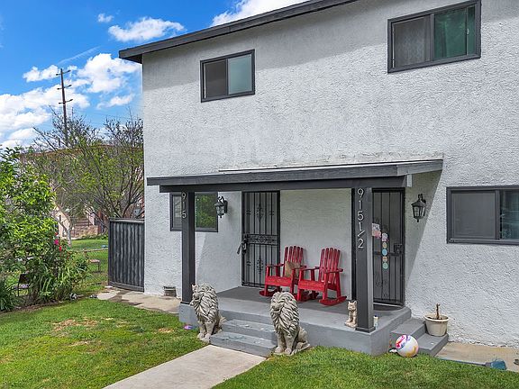3rd image of 915 E 91st St #915