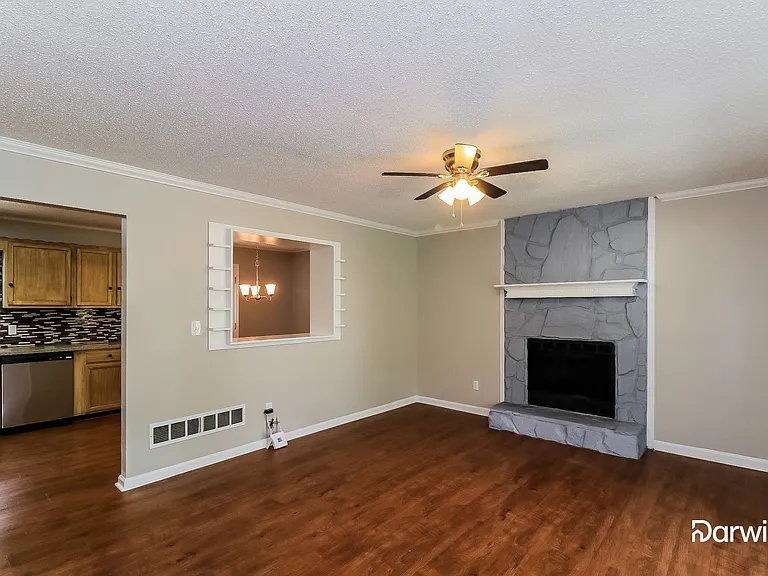 33 Fox Ridge Ct — Photo 2