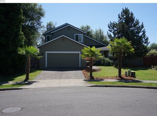 2522 Broadmoor Pl, Woodburn, OR 97071