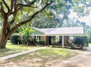 9255 Maplewood Dr, Mobile, AL 36695