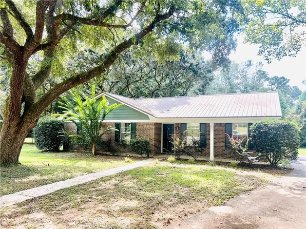 9255 Maplewood Dr, Mobile, AL 36695