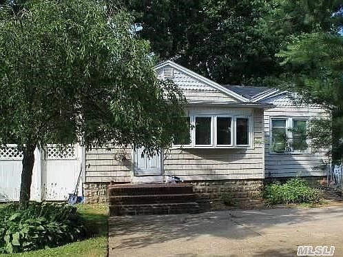 1st image of 333 Fern St