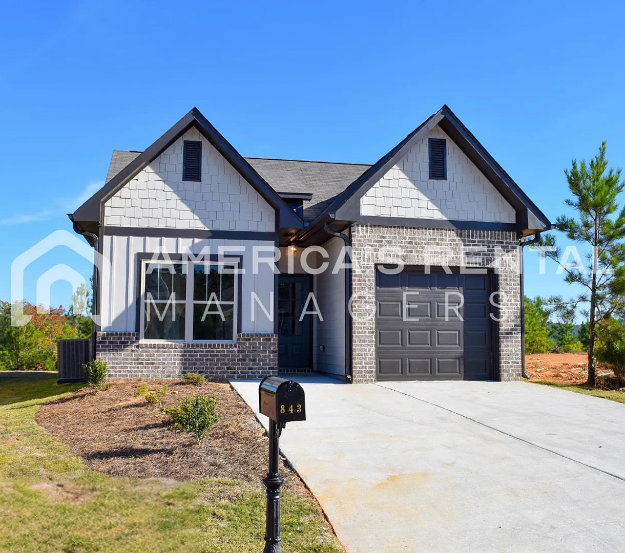 Home in Odenville, AL.. Available to View with 48 Hour Notice — Photo 1