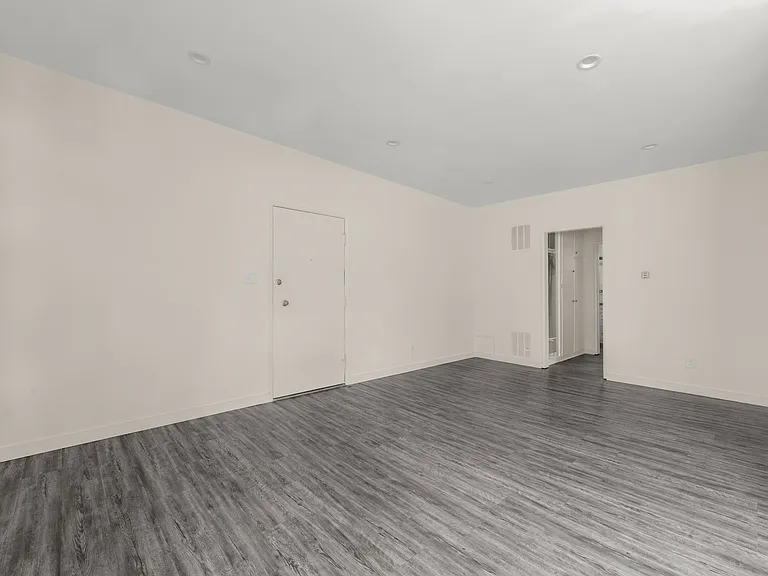 7518 LEXINGTON — Photo 47
