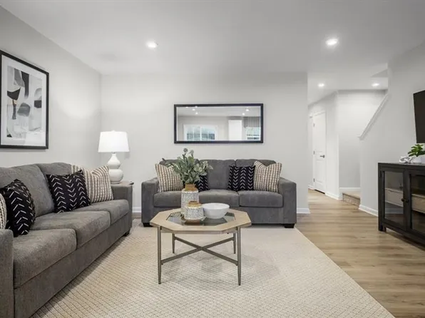 3215 Edgemead Cir NW, Calabash, NC 28467