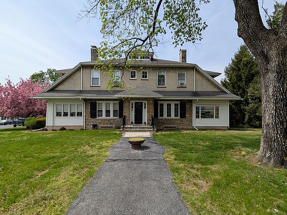 2nd image of 4400 Kutztown Rd #D
