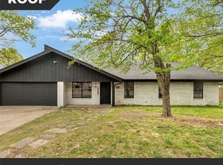 2005 Knight St, Springdale, AR 72762