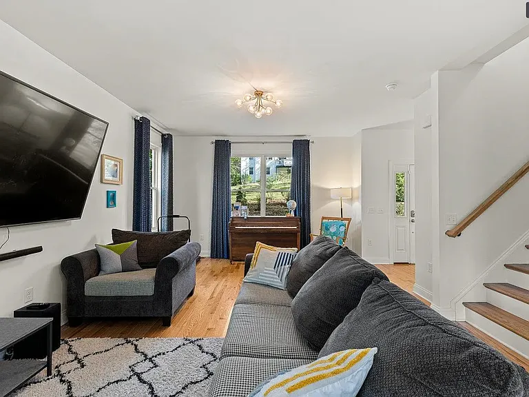 1176C Nelson Dr — Photo 5