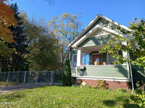 1708 Fairfax Rd, Toledo, OH 43613