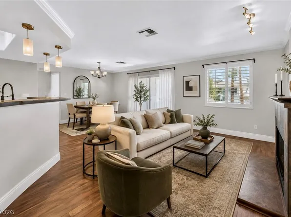 8600 W Charleston Blvd APT 2148, Las Vegas, NV 89117