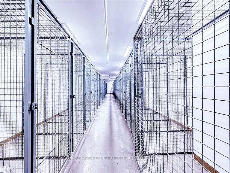460 Dundas St E #1102 — Photo 44