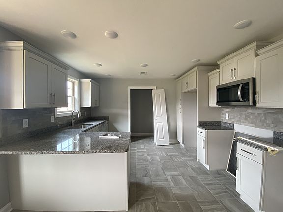 2nd image of 434 Autumnwood Farms Lot 434