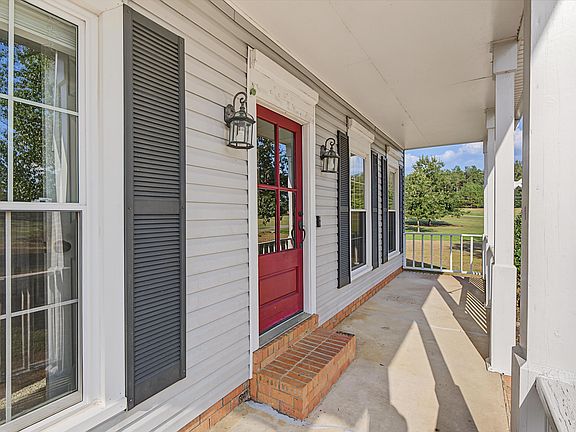 3rd image of 2802 Scenic Lake Dr