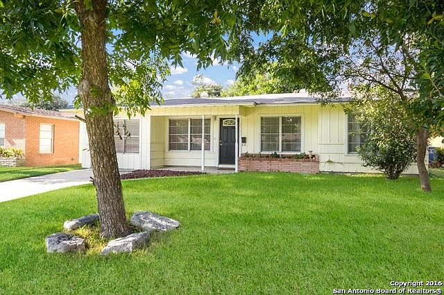 1st image of 2131 Babs Dr