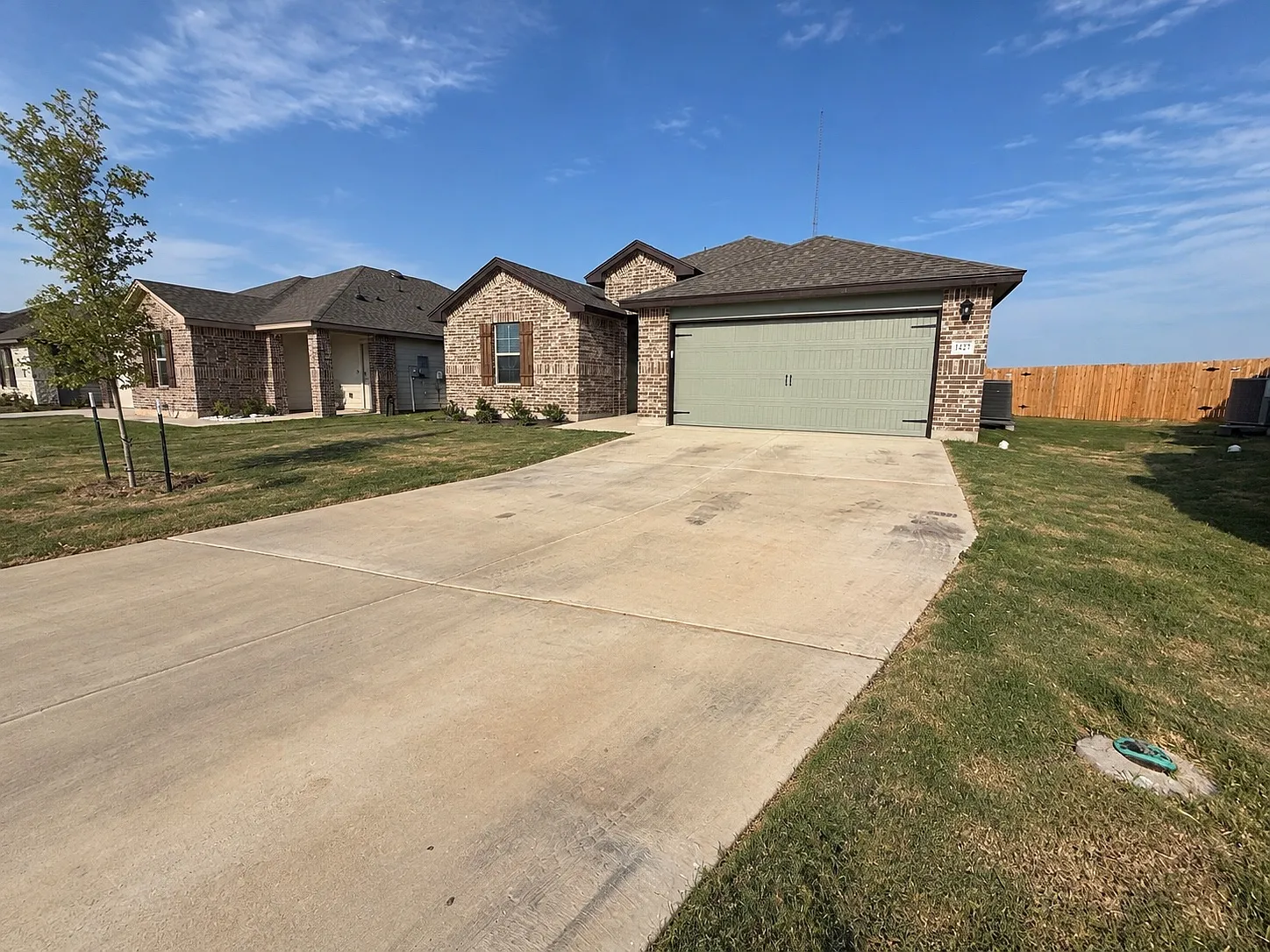 4 bed, 1612 sqft, $2,350 — Photo 3