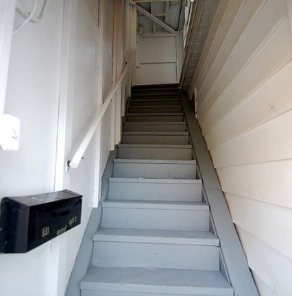 4th image of 831 Grant St APT C