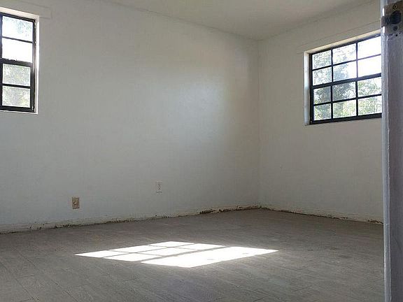 3rd image of 1618 Omara Ct