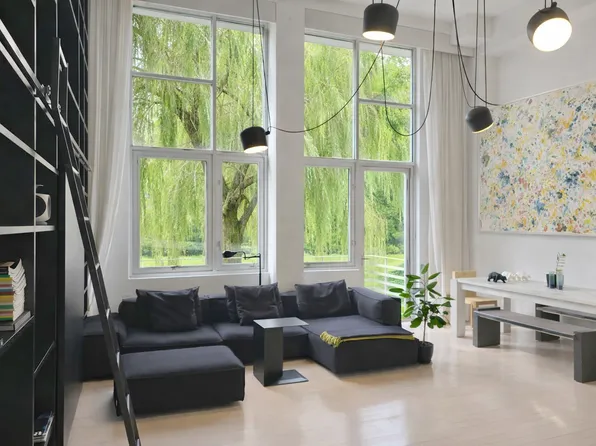 100 North 3rd Street image 1 of 13