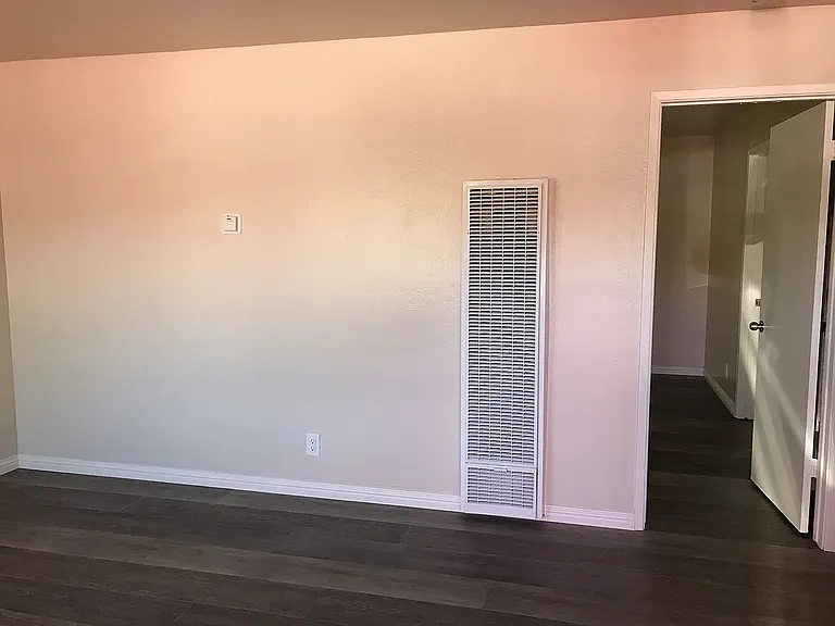 7190 Eigleberry St #5 — Photo 3