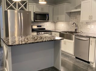 102 S Main St, Owasso, OK 74055