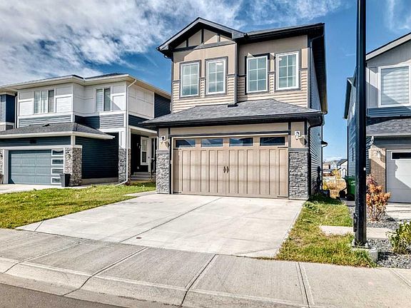 2nd image of 300 SE Carringvue Pl NW