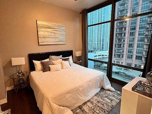 5th image of 650 W Wayman St #602