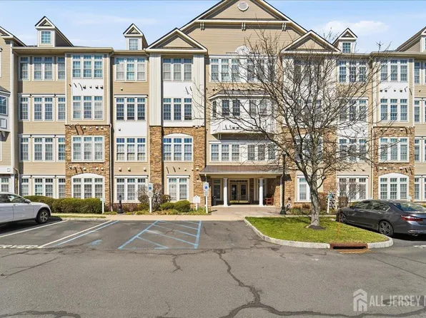 3312 Cedar Village Blvd, East Brunswick, NJ 08816