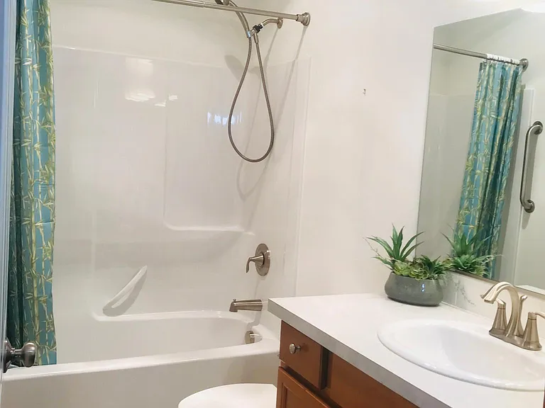 2511 Elmont Ct — Photo 16