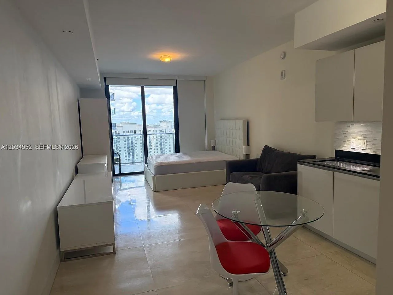 1010 Brickell Condo — Photo 2