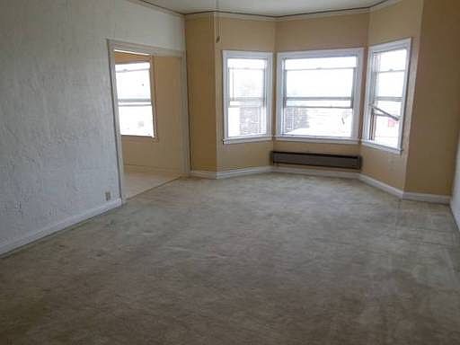 1st image of 610 E 19th St APT 204