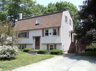 12 Pines Rd, Billerica, MA 01821