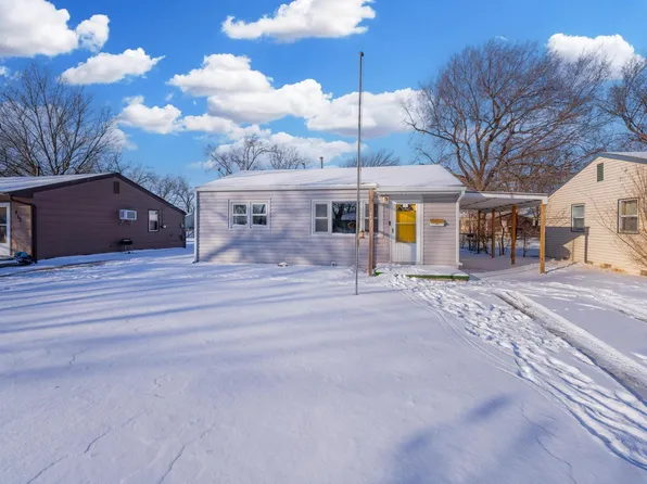 437 N Elm Ave, Valley Center, KS 67147