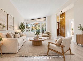 52 Dukinfield Cres, Toronto, ON M3A2S1