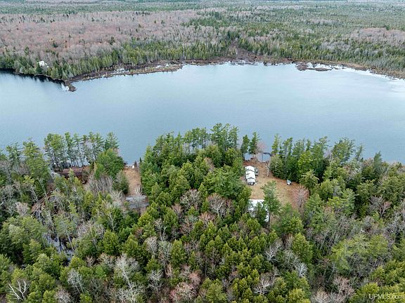 3rd image of W Stella Lake Rd