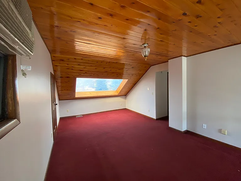 Loft and storage room to the left (above the garage)