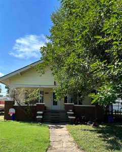 703 E Grand Ave, Tonkawa, OK, 74653