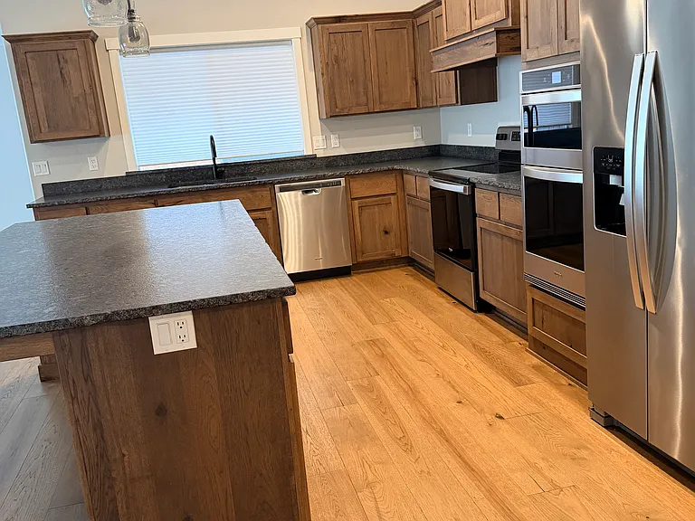 2019 SW Truman Way — Photo 4