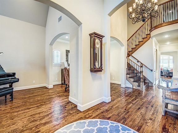 2nd image of 10991 Tularosa Ln