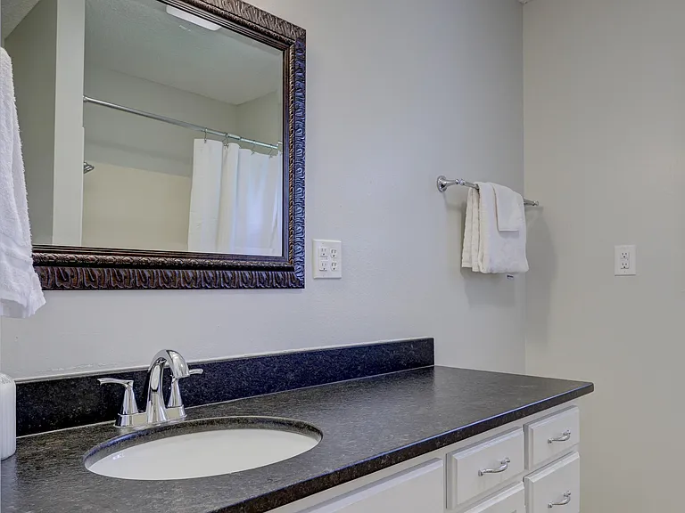 1116 Roosevelt Ave — Photo 6