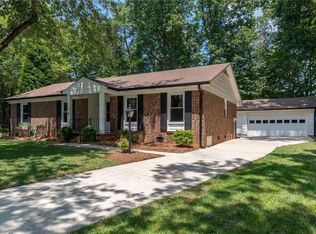 7 Conway Ct, Greensboro, NC 27455