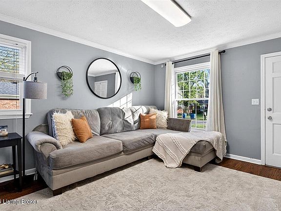 3rd image of 5208 Windy Willow Dr